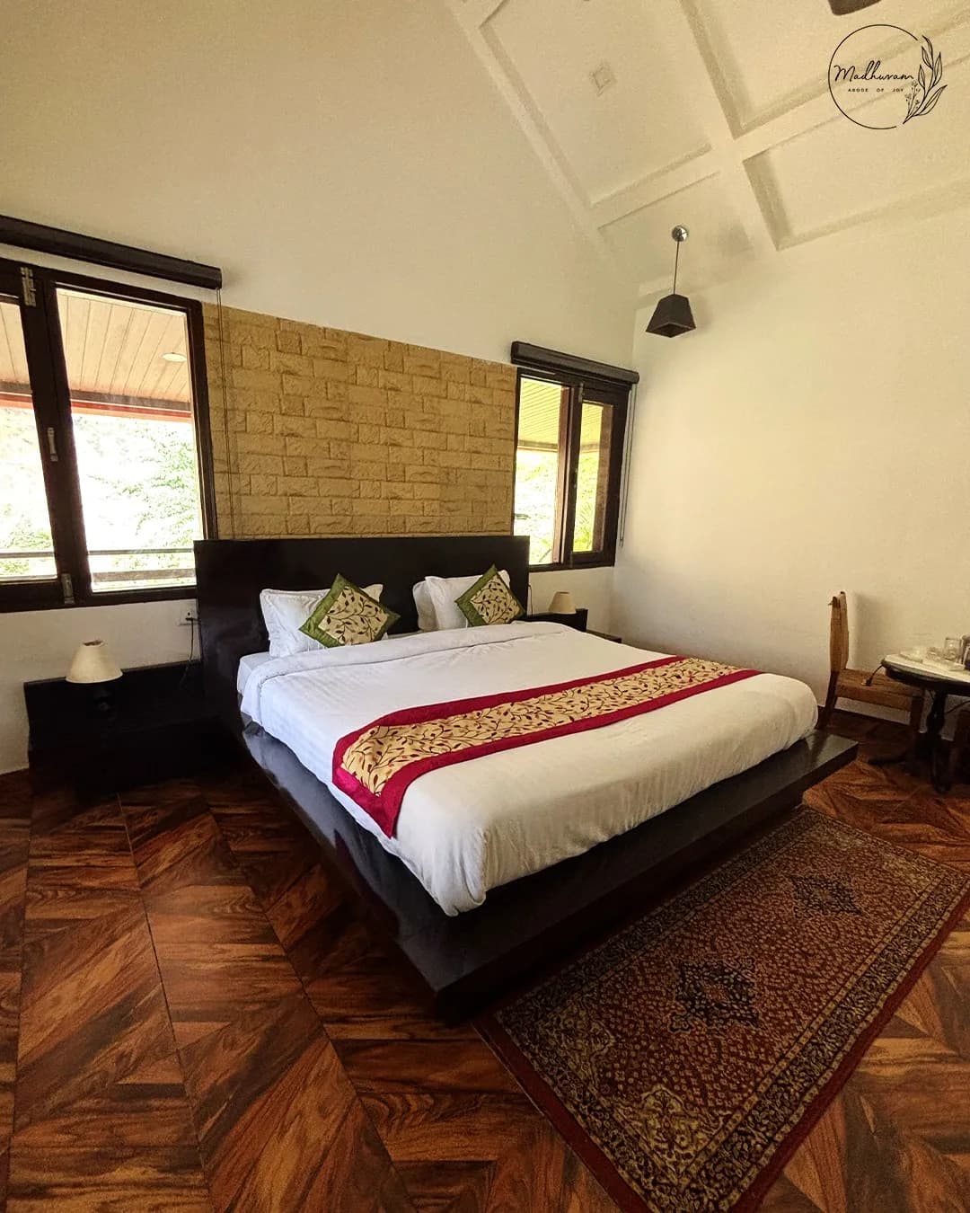 Forktail - Deluxe Room